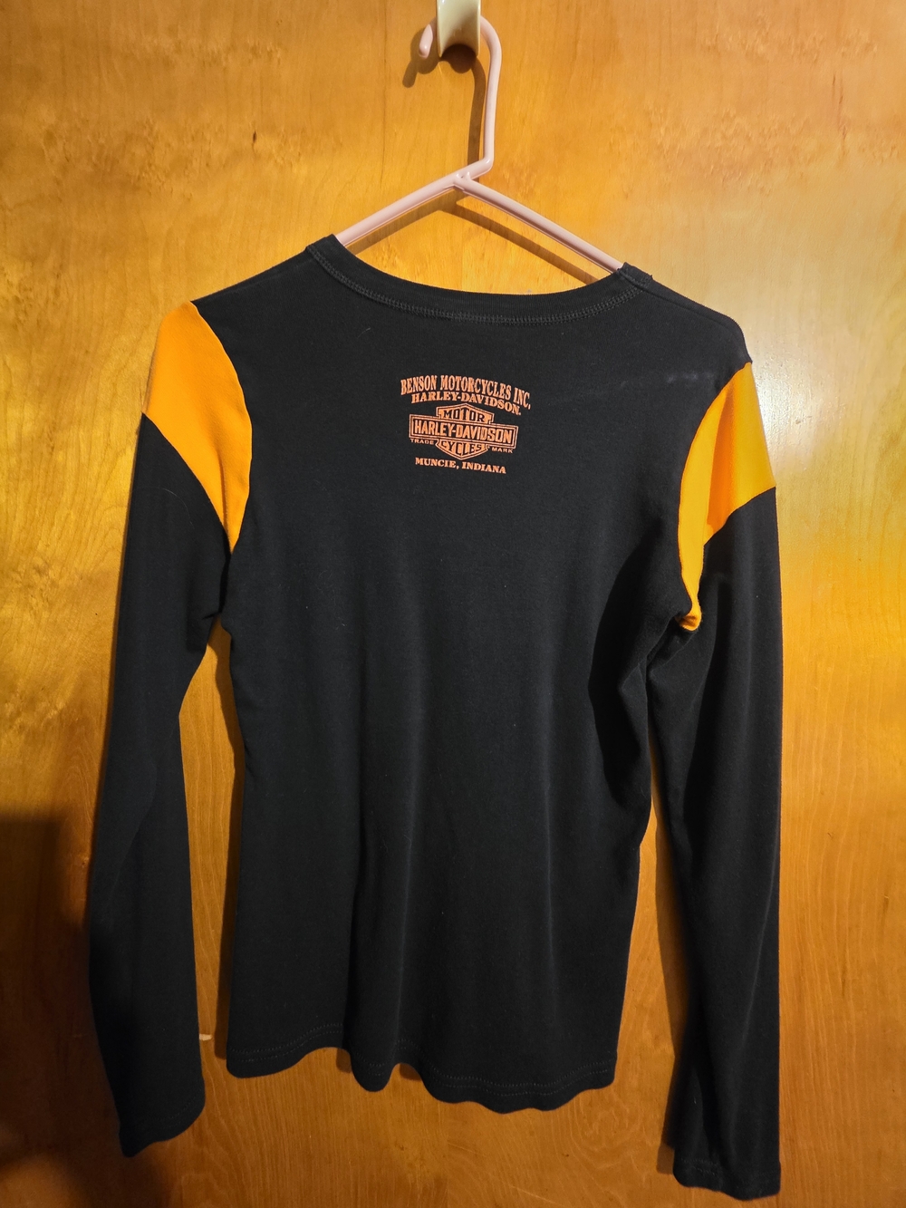Harley-Davidson Women's Black & Orange Long-Sleeve Logo Shirt - Picture 2 of 6